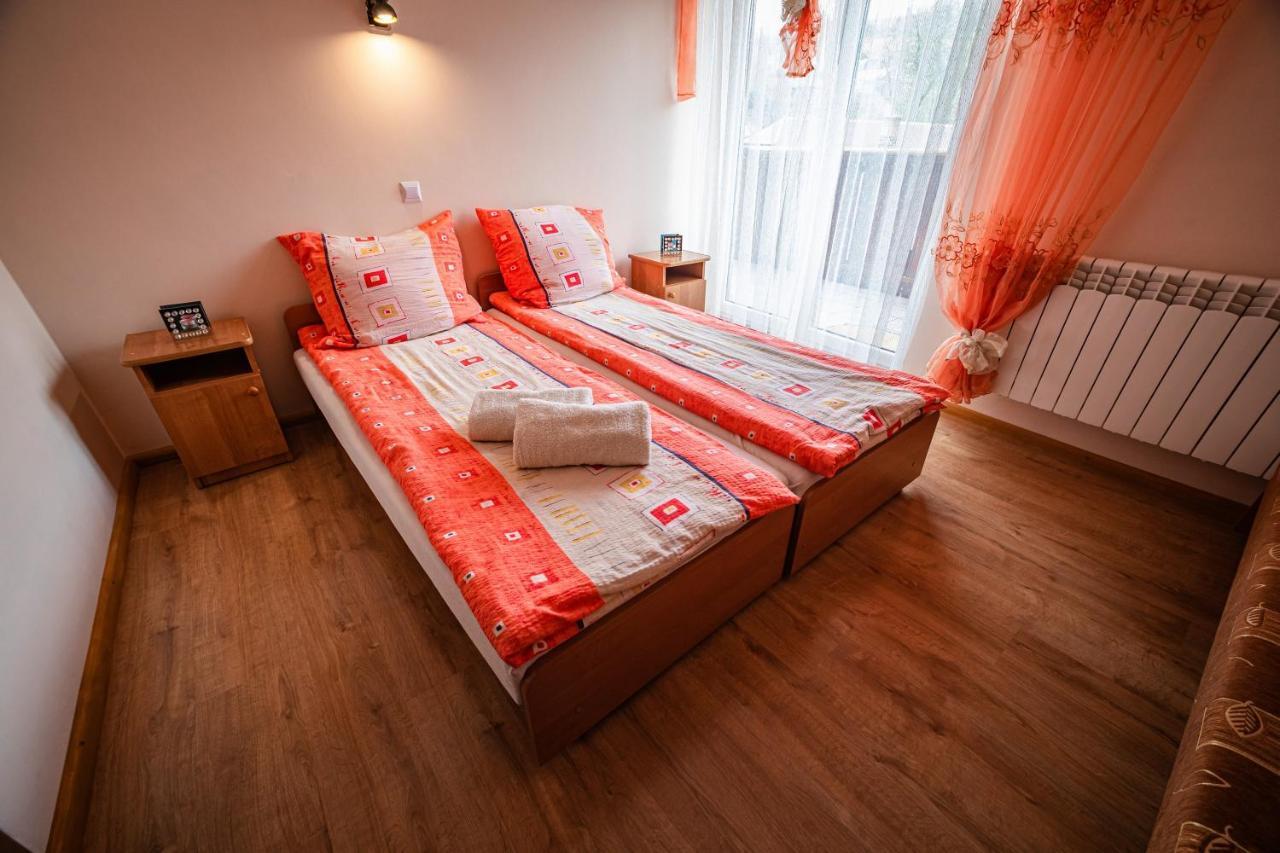 Noclegi U Ilony Czarna Gora Exterior photo